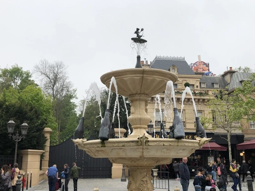 In je eentje naar Disneyland Paris