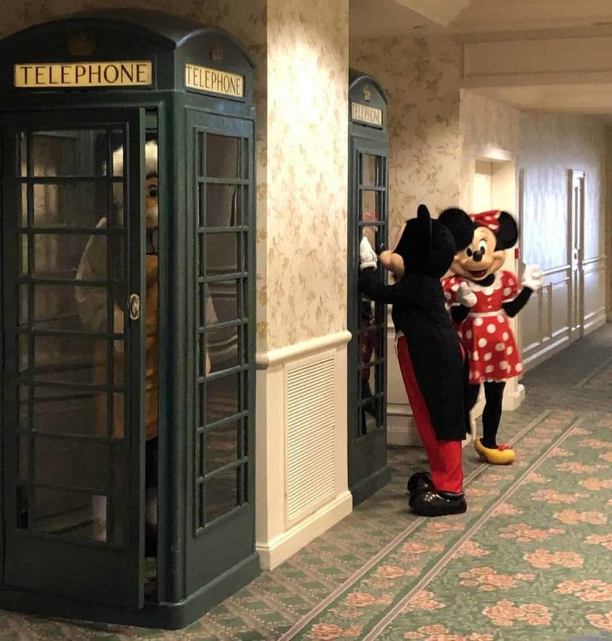 Disneyland Hotel - location, rooms, price and offers