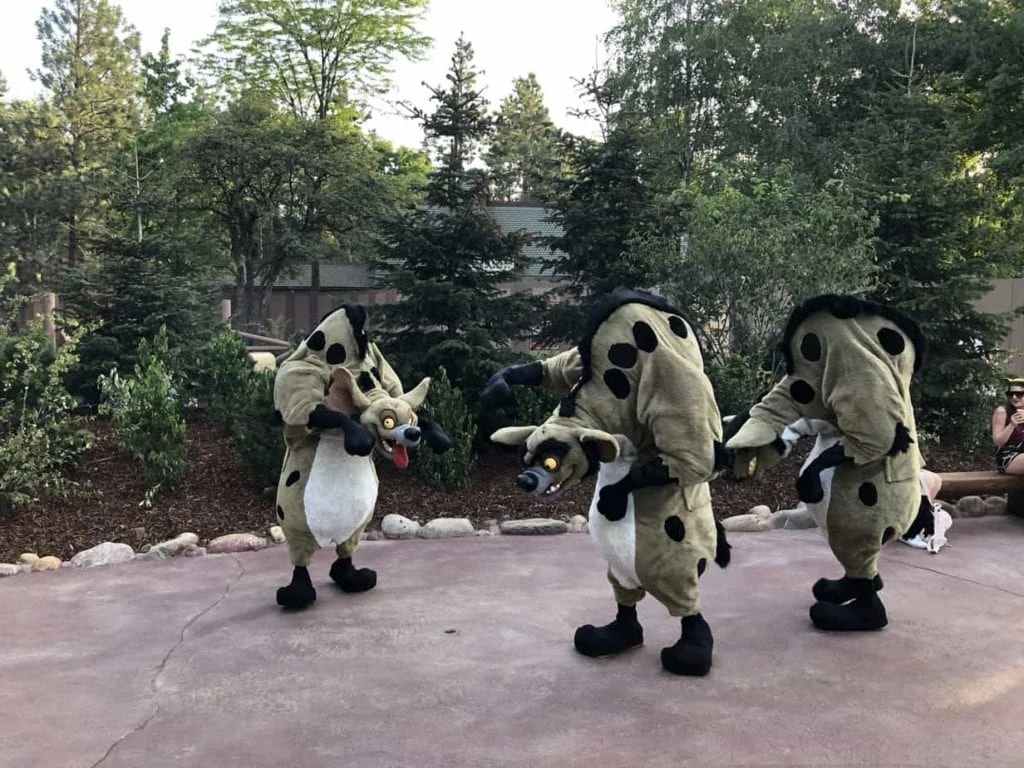 Omgaan met de Disney Figuren in de Disney Parken