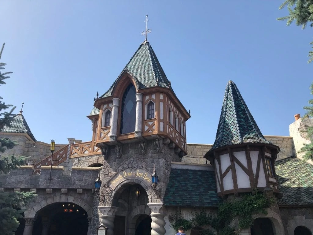 Blanche-Neige et les Sept Nains: de engste attractie in Disneyland Paris