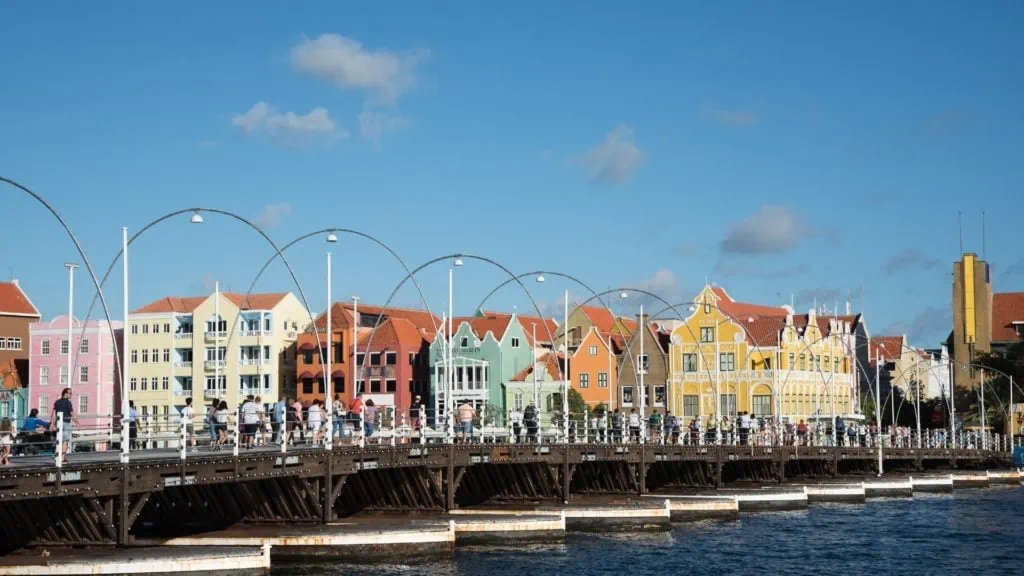 Bezienswaardigheden Willemstad: een leuk uitstapje tijdens je vakantie op Curaçao
