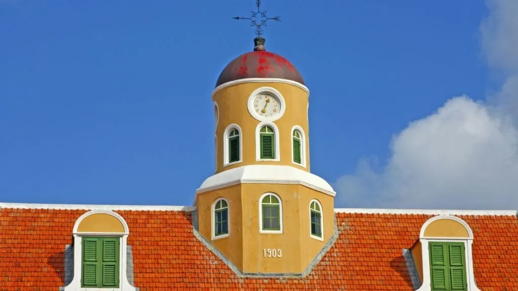 Bezienswaardigheden Willemstad: een leuk uitstapje tijdens je vakantie op Curaçao