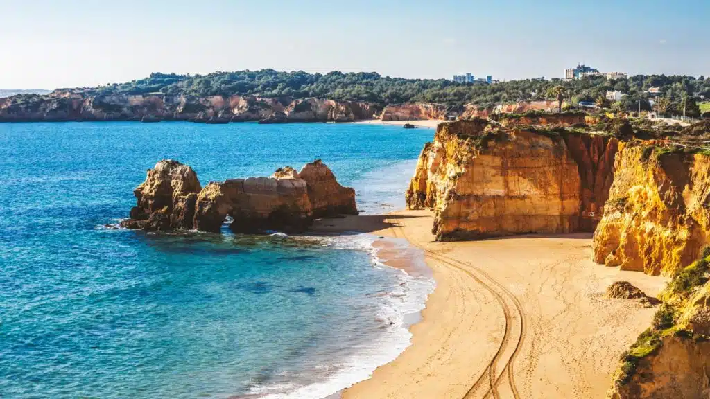 Een droomvakantie in de Algarve: de mooiste bezienswaardigheden & leukste activiteiten