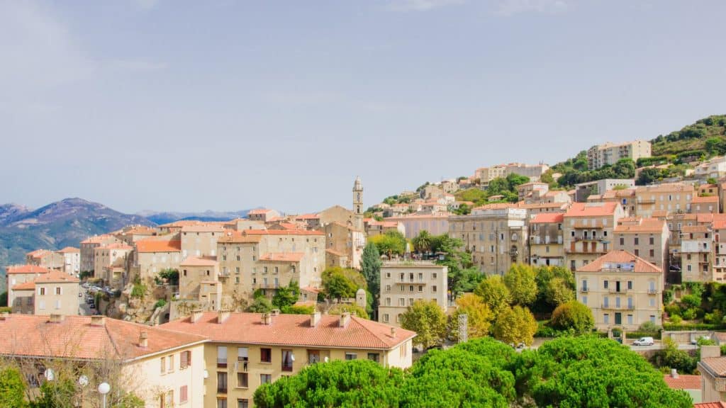 Voor deze bezienswaardigheden wil je op vakantie naar Corsica!