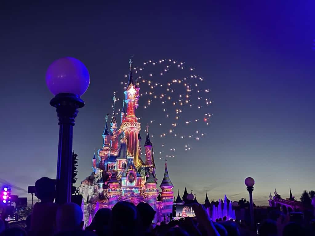Disney D-Light: avondshow in Disneyland Paris met drones!