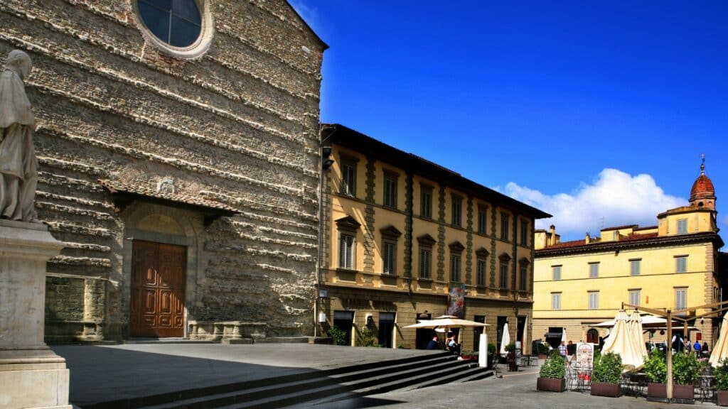 Wat kun je zien en doen in Arezzo?