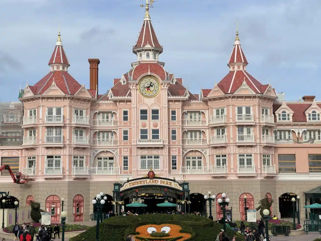 Disneyland Hotel is een van de Disney Hotels in Disneyland Paris